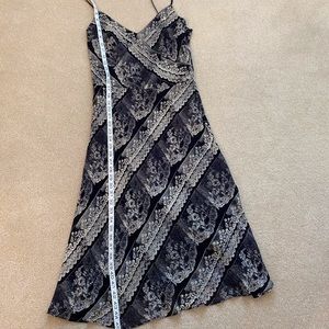 Laundry slip dress black with off white lace pattern